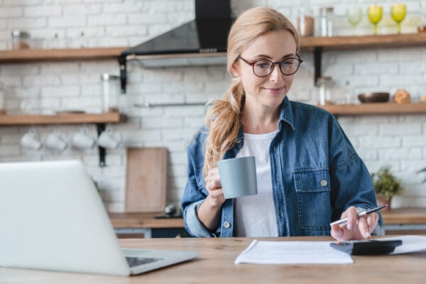 renter looking at finances